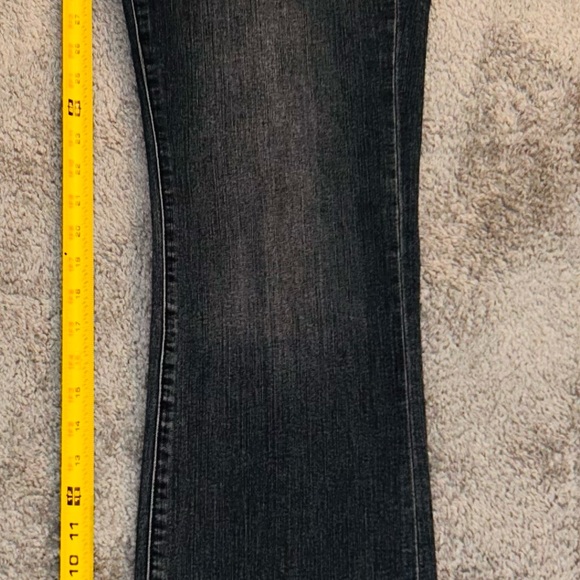 Soho Curvy Bootcut Jeans by NY&Co - Picture 6 of 8